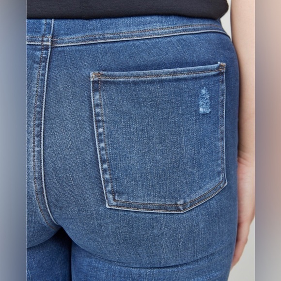 SPANX Distressed Ankle Skinny Jeans - Picture 5 of 16